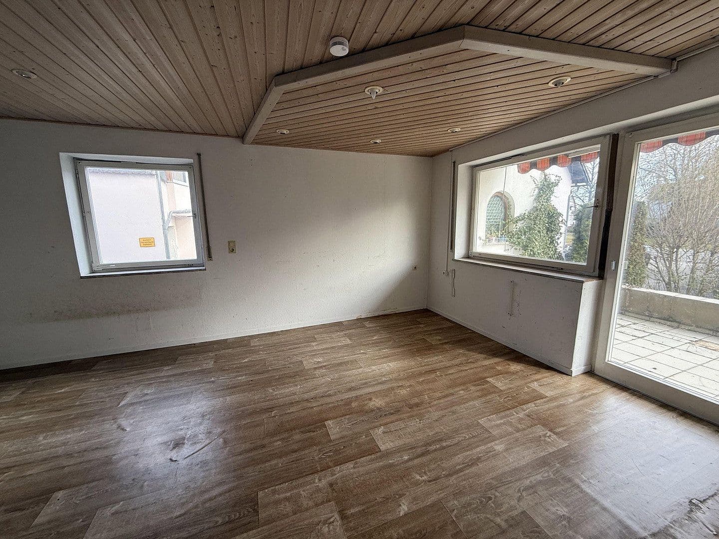 Prodej domu 140 m², pozemek 300 m², Dettingen an der Iller, Bádensko-Württembersko Prodej domu 140 m², pozemek 300 m², Dettingen an der Iller, Bádensko-Württembersko