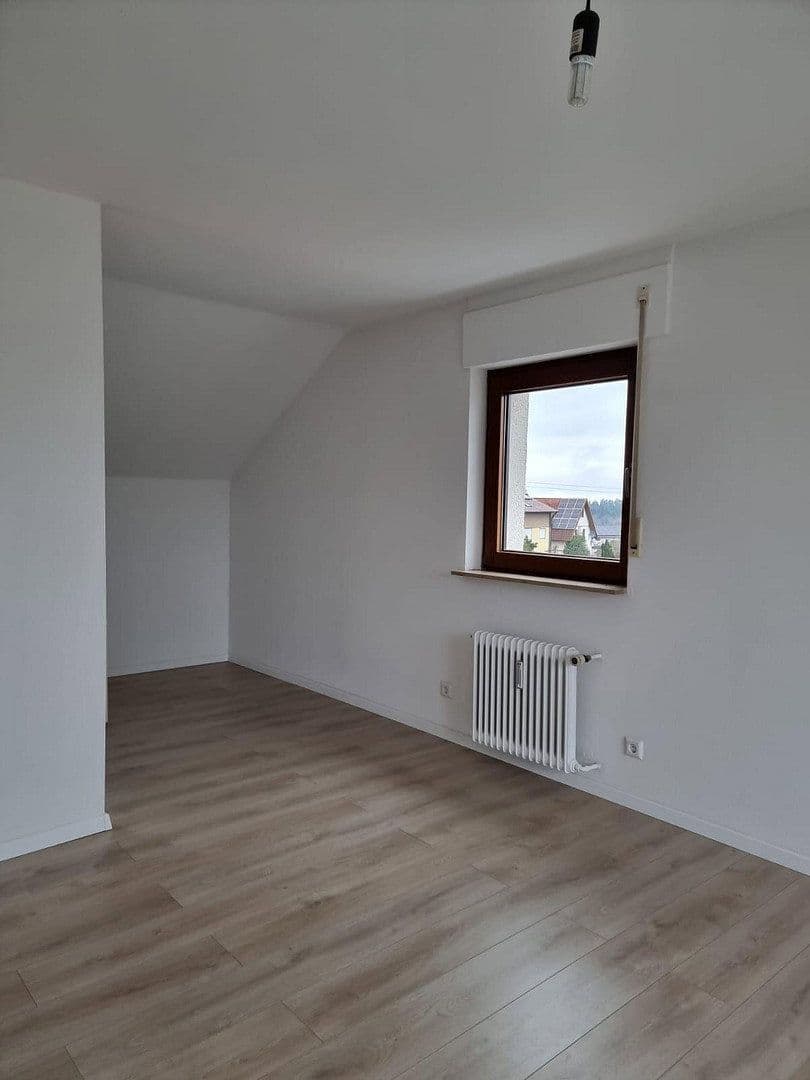 Pronájem bytu 2+1 47 m², Wasenstr. 13, Bad Liebenzell, Bádensko-Württembersko Pronájem bytu 2+1 47 m², Wasenstr. 13, Bad Liebenzell, Bádensko-Württembersko