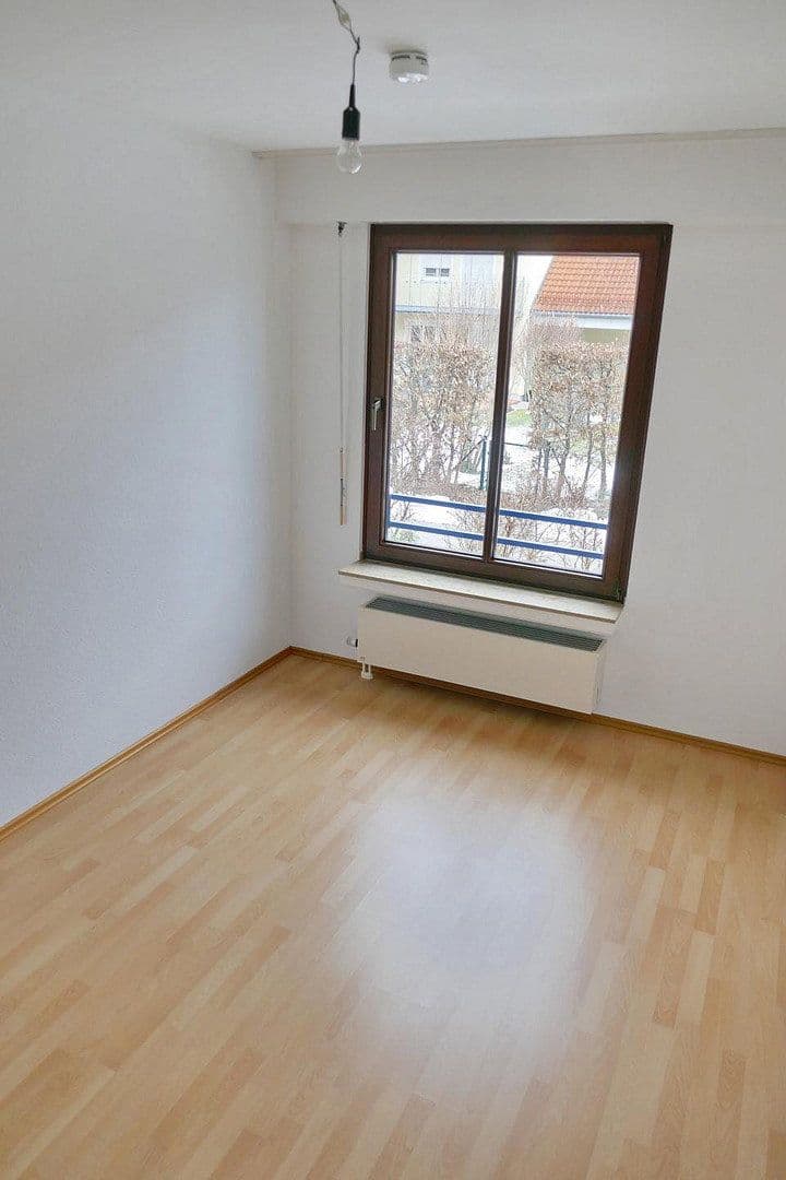 Prodej bytu 2+1 45 m², Poing, Bavorsko Prodej bytu 2+1 45 m², Poing, Bavorsko