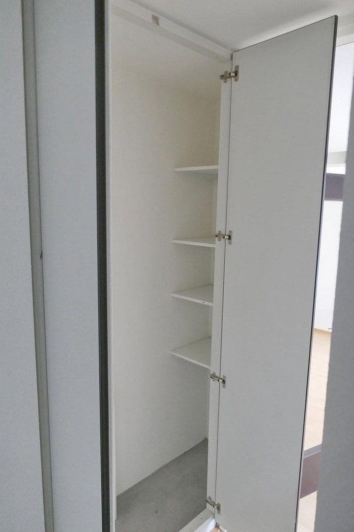 Prodej bytu 2+1 45 m², Poing, Bavorsko Prodej bytu 2+1 45 m², Poing, Bavorsko