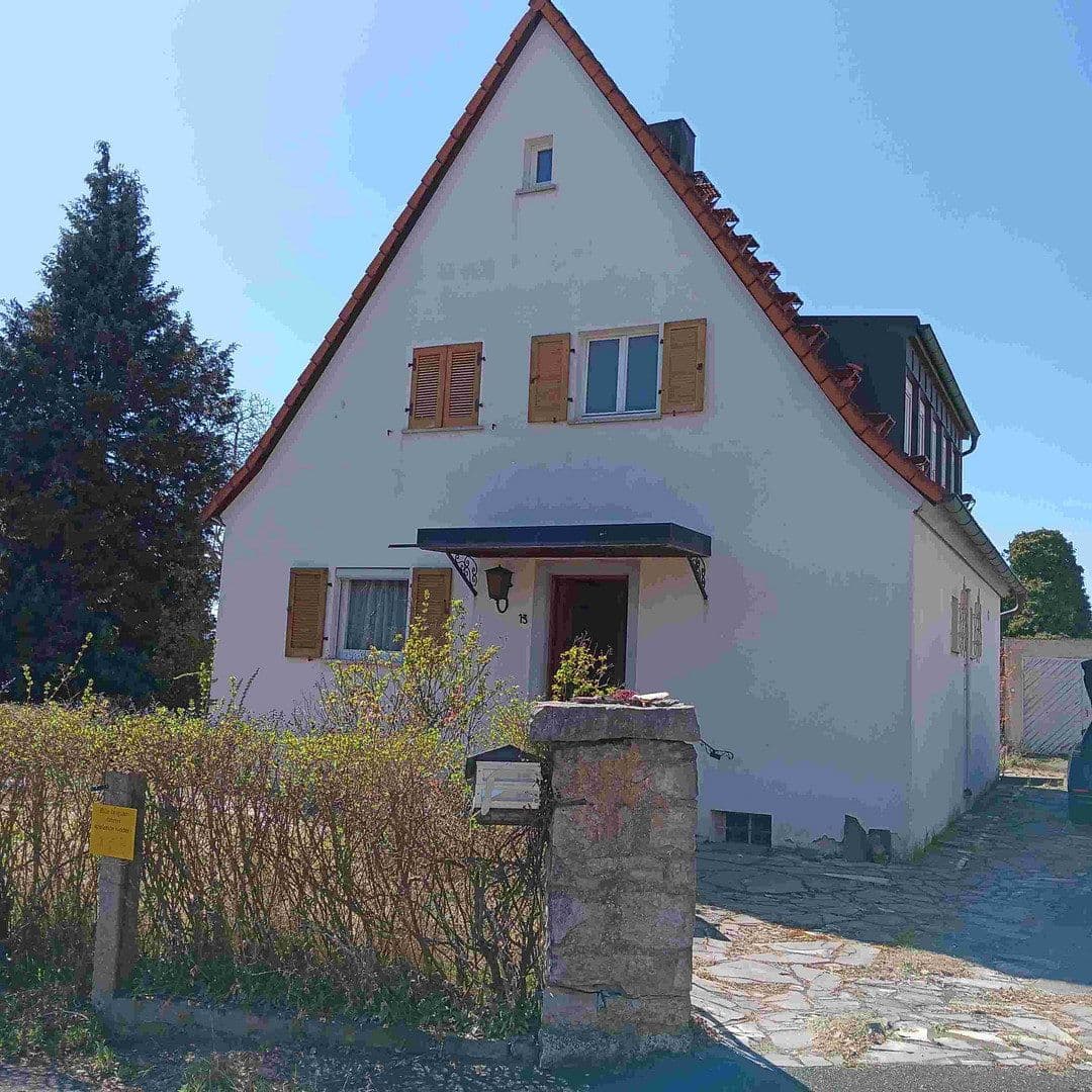 Prodej domu 130 m², pozemek 650 m², Schwabach, Bavorsko Prodej domu 130 m², pozemek 650 m², Schwabach, Bavorsko