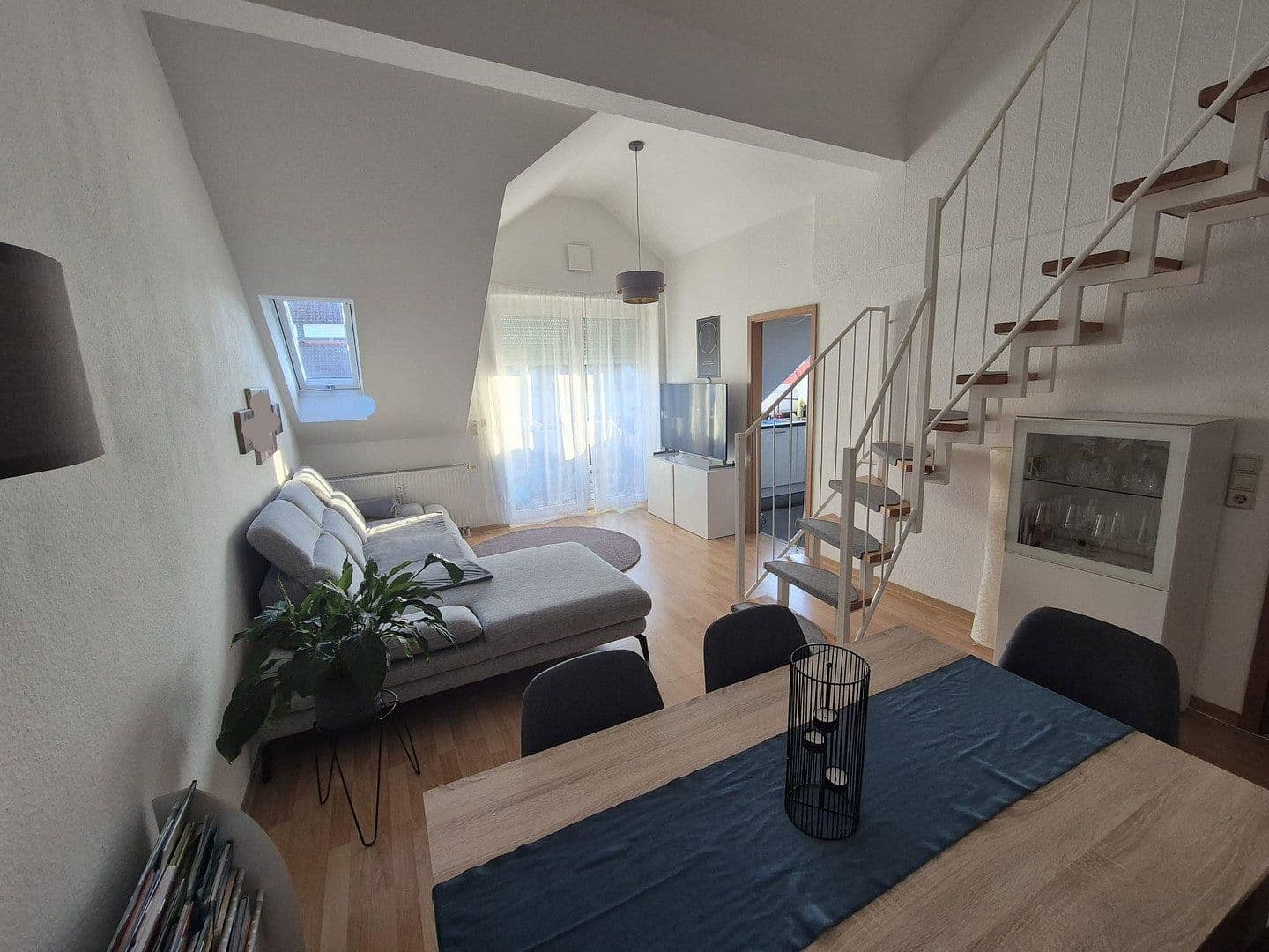 Pronájem bytu 3+1 61 m², Palisadenring 60, Bad Friedrichshall, Bádensko-Württembersko Pronájem bytu 3+1 61 m², Palisadenring 60, Bad Friedrichshall, Bádensko-Württembersko