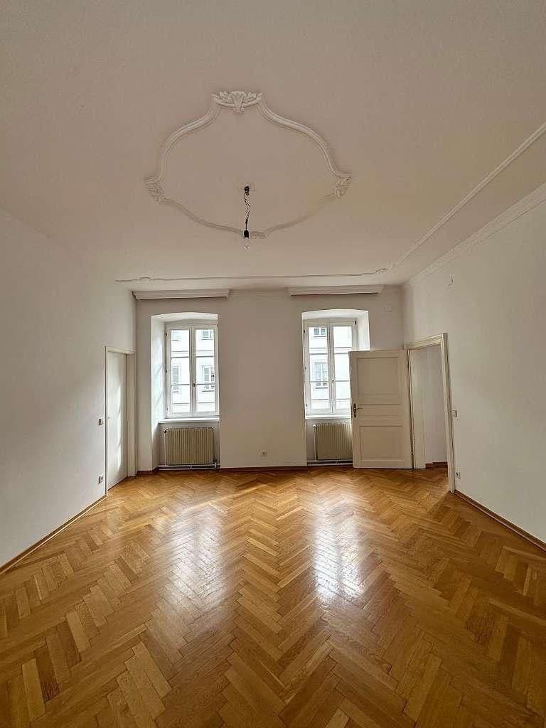 Pronájem bytu 2+1 71 m², Esterhazystraße 37, Eisenstadt, Hradsko Pronájem bytu 2+1 71 m², Esterhazystraße 37, Eisenstadt, Hradsko