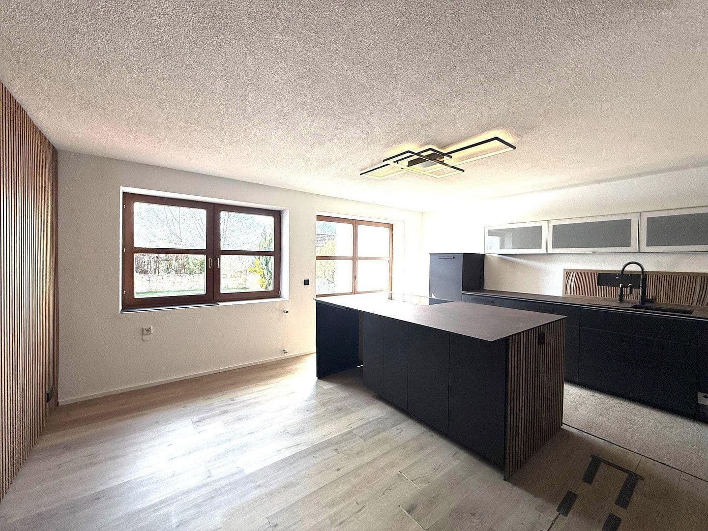 Pronájem domu 80 m², pozemek 500 m², Bruckberg, Bavorsko Pronájem domu 80 m², pozemek 500 m², Bruckberg, Bavorsko