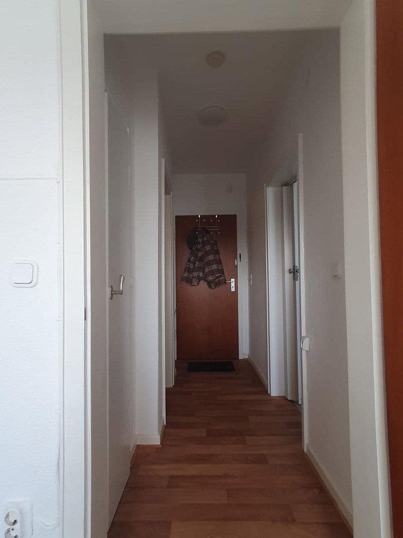 Pronájem bytu 1+1 33 m², Oberhausen, Severní Porýní-Vestfálsko Pronájem bytu 1+1 33 m², Oberhausen, Severní Porýní-Vestfálsko