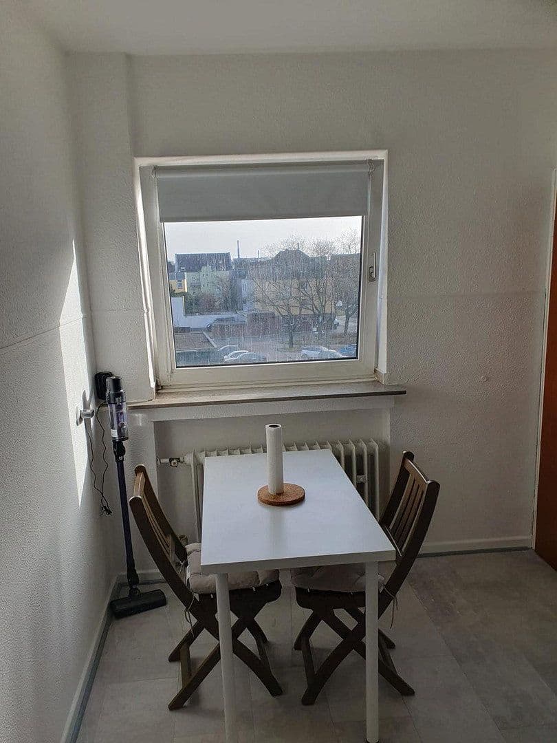 Pronájem bytu 1+1 33 m², Oberhausen, Severní Porýní-Vestfálsko Pronájem bytu 1+1 33 m², Oberhausen, Severní Porýní-Vestfálsko