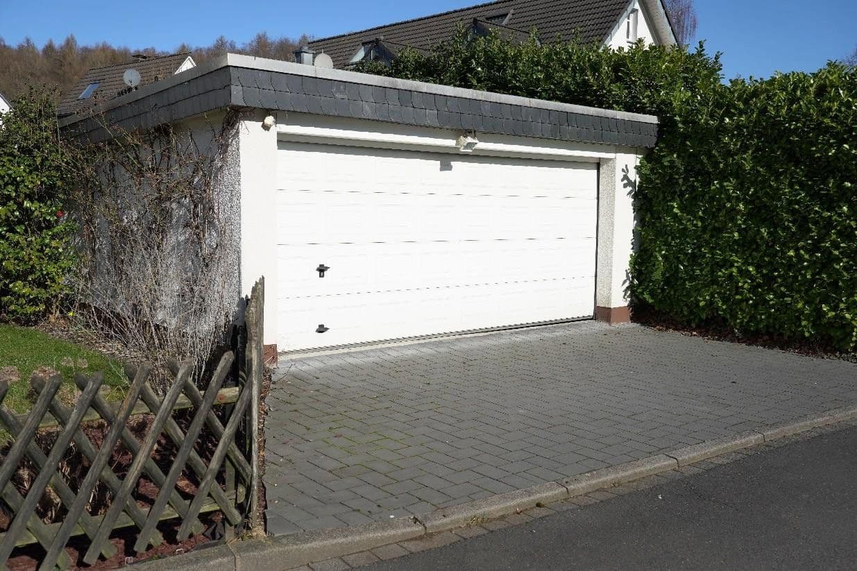 Prodej domu 142 m², pozemek 862 m², Odenthal, Severní Porýní-Vestfálsko Prodej domu 142 m², pozemek 862 m², Odenthal, Severní Porýní-Vestfálsko