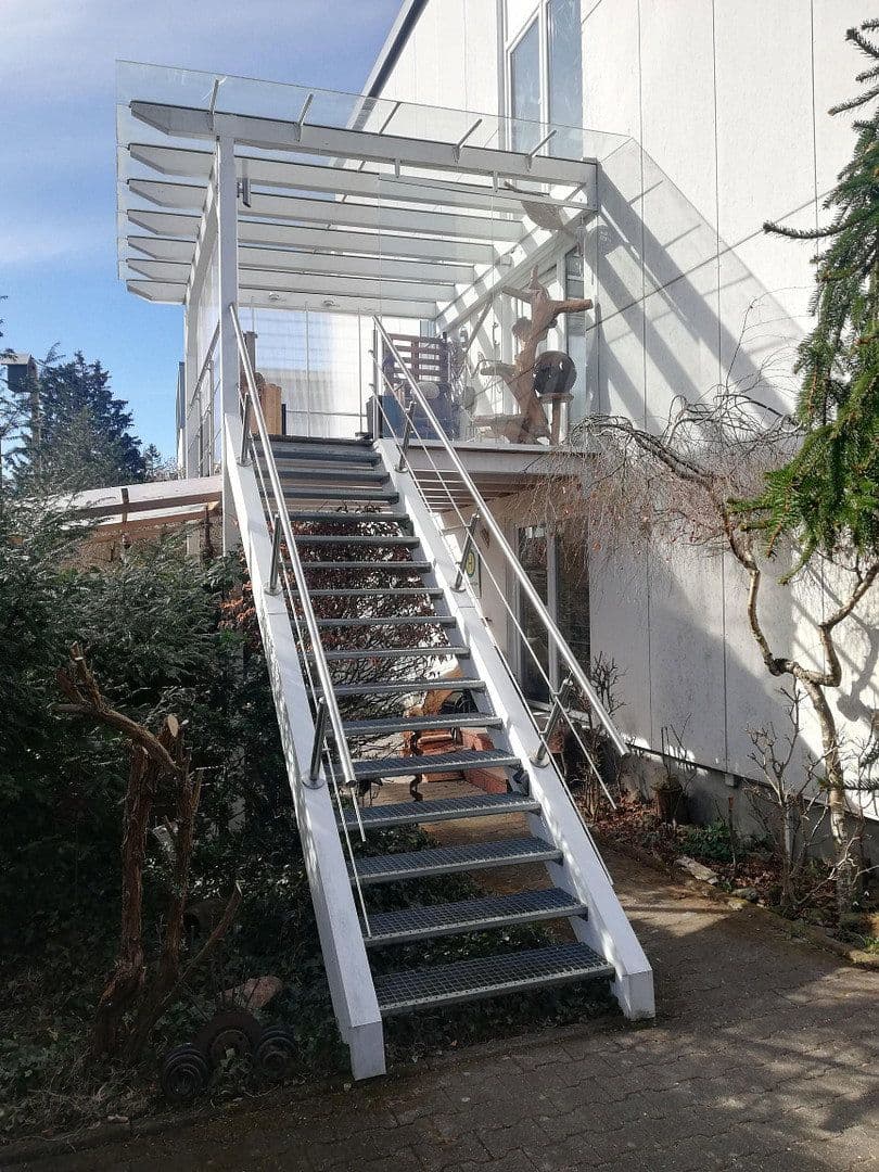 Prodej domu 162 m², pozemek 475 m², Fürstenfeldbruck, Bavorsko Prodej domu 162 m², pozemek 475 m², Fürstenfeldbruck, Bavorsko