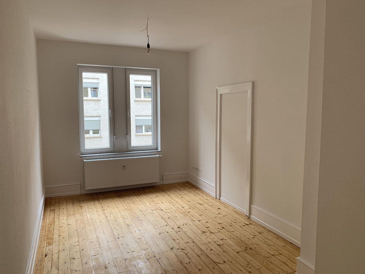 Pronájem bytu 2+1 62 m², Bachstraße 44, Karlsruhe, Bádensko-Württembersko Pronájem bytu 2+1 62 m², Bachstraße 44, Karlsruhe, Bádensko-Württembersko