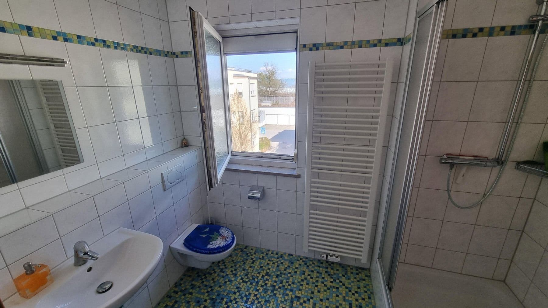 Prodej domu 150 m², pozemek 207 m², Händelstr. 1, Feldkirchen, Bavorsko Prodej domu 150 m², pozemek 207 m², Händelstr. 1, Feldkirchen, Bavorsko