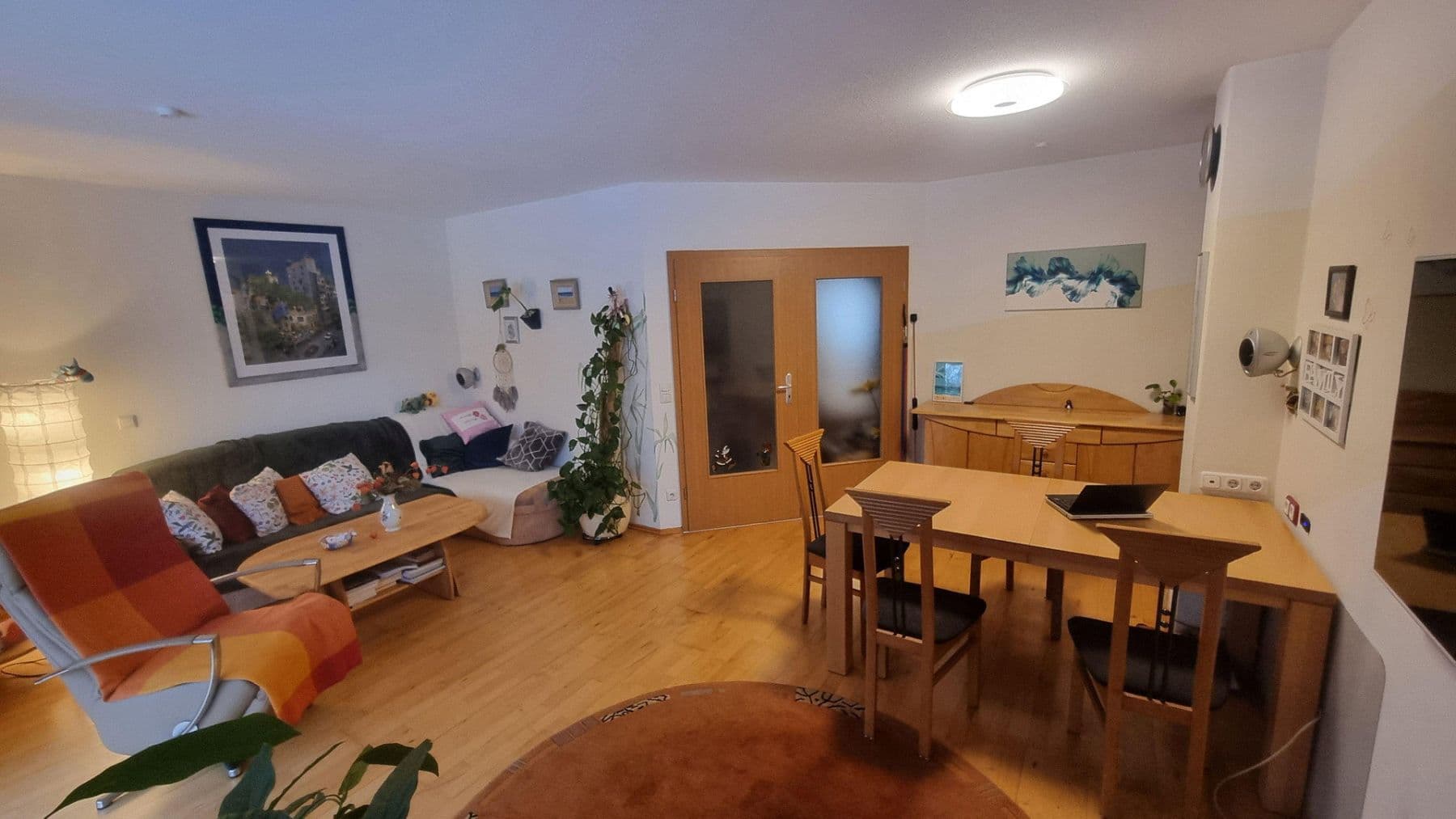 Prodej domu 150 m², pozemek 207 m², Händelstr. 1, Feldkirchen, Bavorsko Prodej domu 150 m², pozemek 207 m², Händelstr. 1, Feldkirchen, Bavorsko