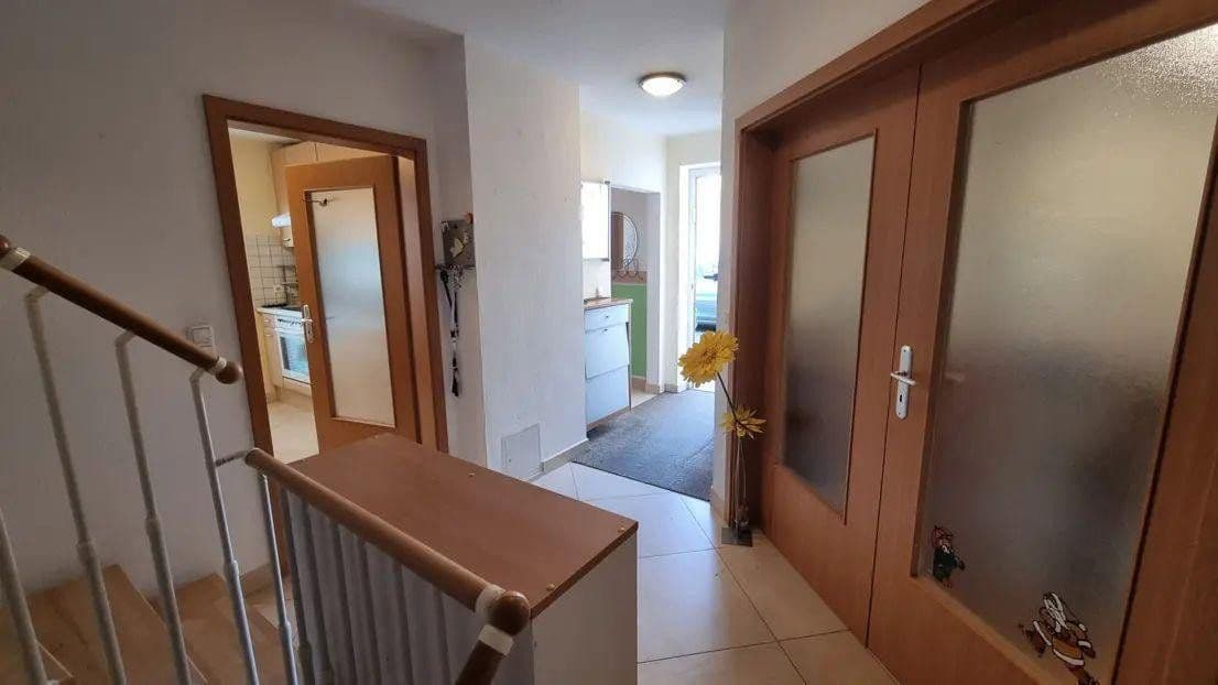 Prodej domu 150 m², pozemek 207 m², Händelstr. 1, Feldkirchen, Bavorsko Prodej domu 150 m², pozemek 207 m², Händelstr. 1, Feldkirchen, Bavorsko