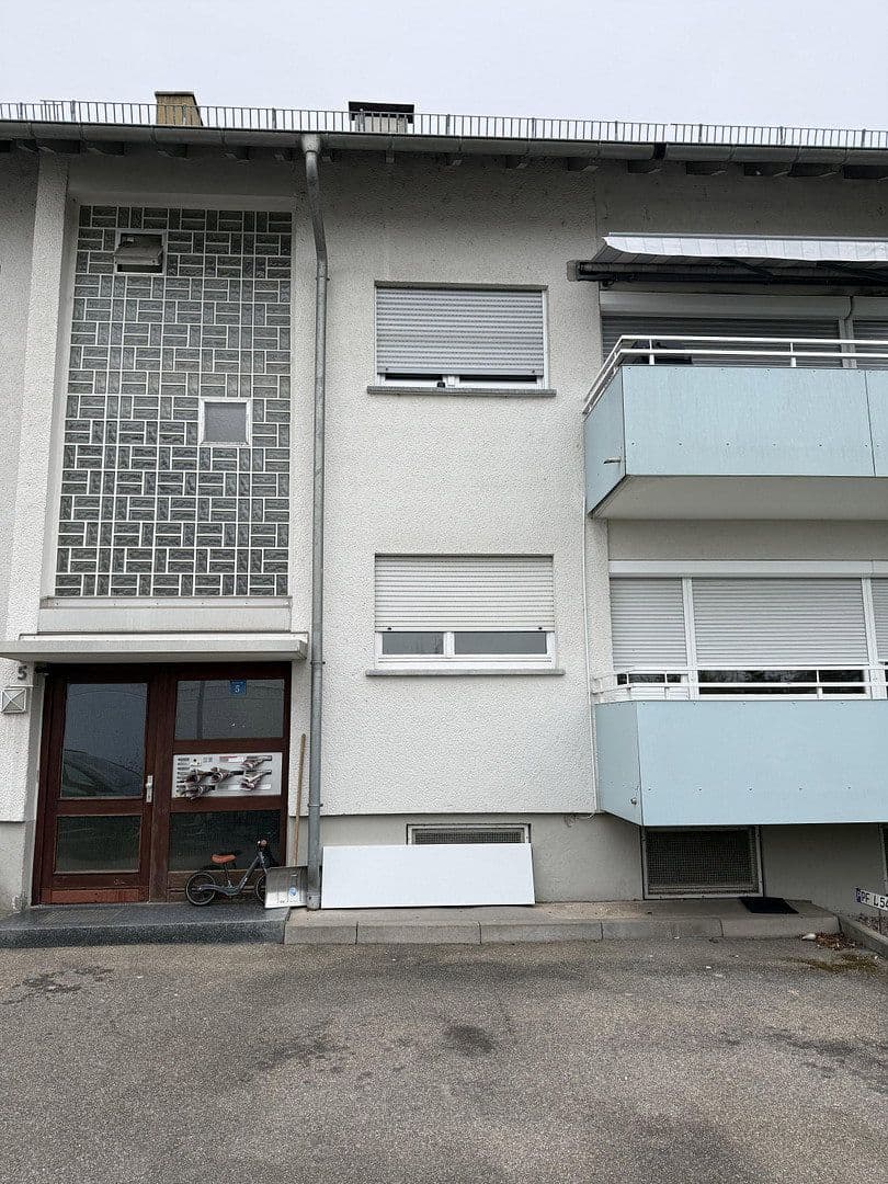 Prodej bytu 3+1 67 m², Brunnenstrasse 5, Friolzheim, Bádensko-Württembersko Prodej bytu 3+1 67 m², Brunnenstrasse 5, Friolzheim, Bádensko-Württembersko