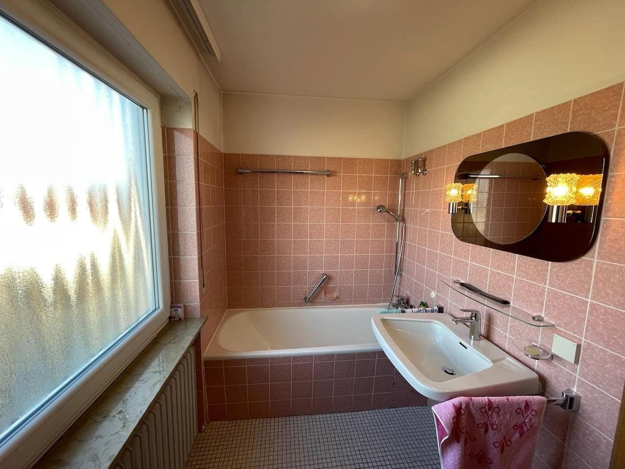 Prodej domu 131 m², pozemek 181 m², Hattersheim am Main, Hessen Prodej domu 131 m², pozemek 181 m², Hattersheim am Main, Hessen