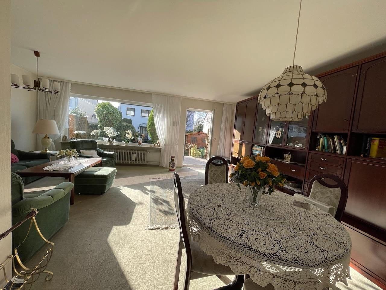 Prodej domu 131 m², pozemek 181 m², Hattersheim am Main, Hessen Prodej domu 131 m², pozemek 181 m², Hattersheim am Main, Hessen