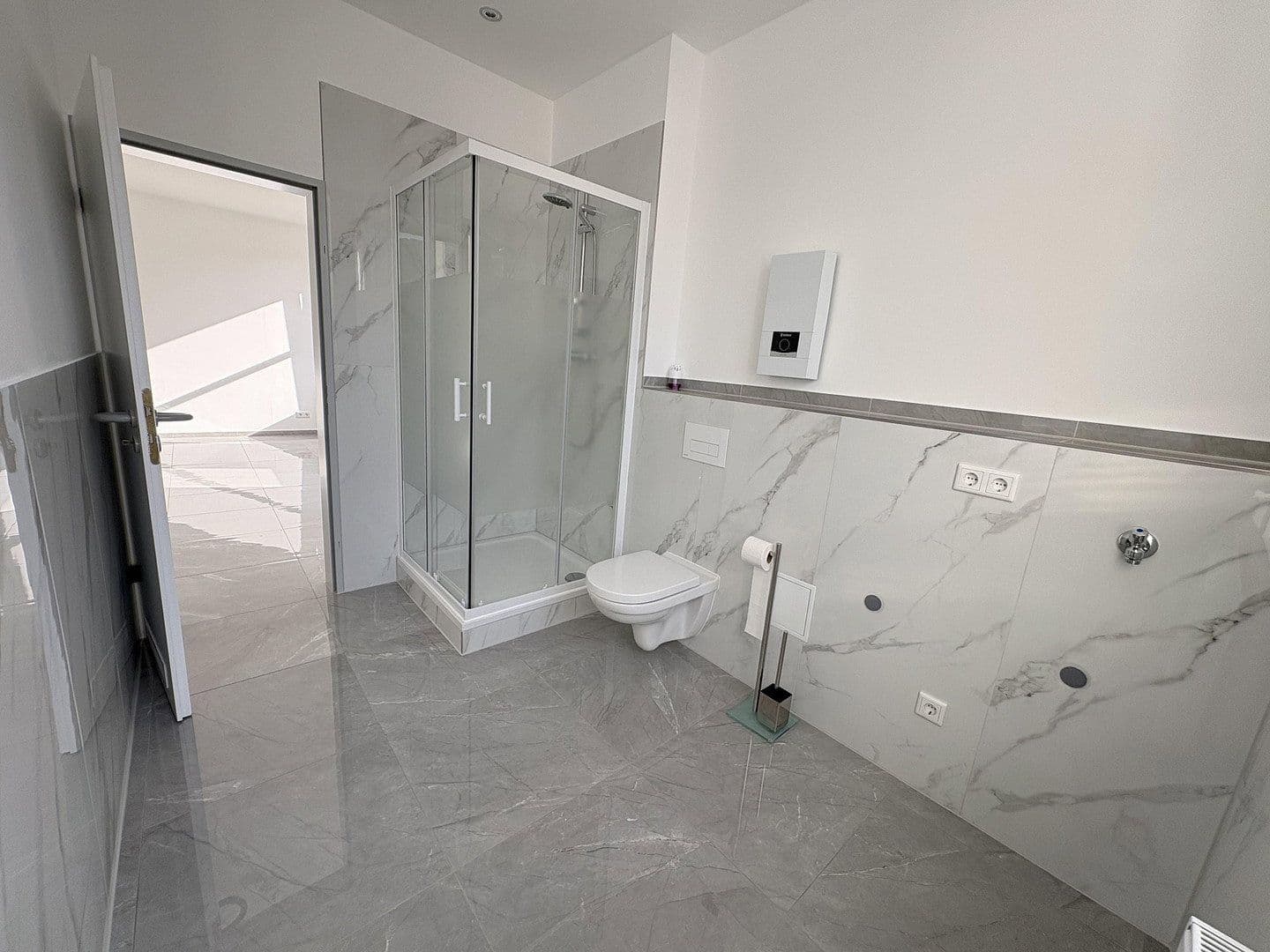 Pronájem kanceláře 65 m², Enger, Severní Porýní-Vestfálsko Pronájem kanceláře 65 m², Enger, Severní Porýní-Vestfálsko