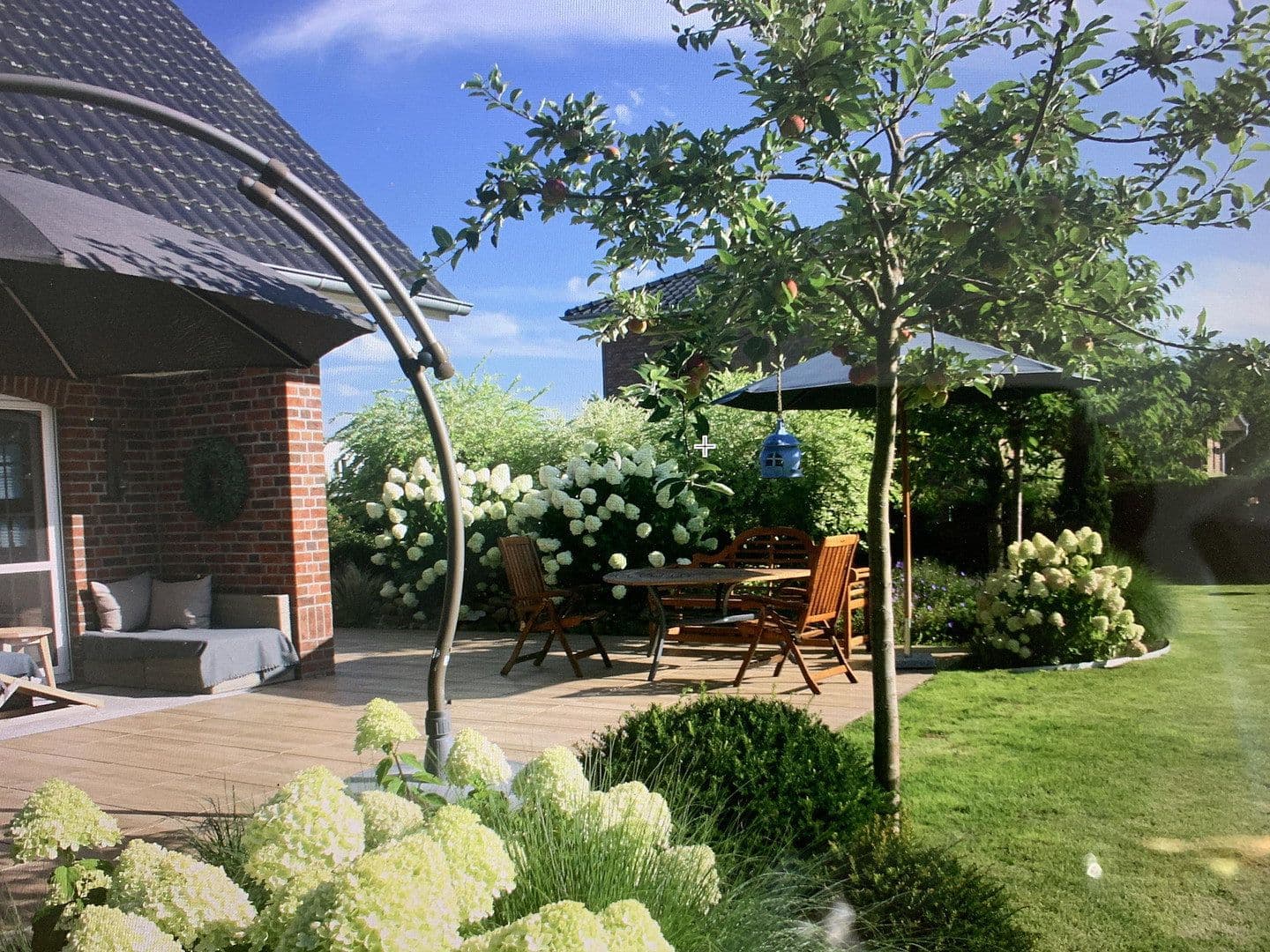 Prodej domu 167 m², pozemek 1.266 m², Vierden, Dolní Sasko Prodej domu 167 m², pozemek 1.266 m², Vierden, Dolní Sasko