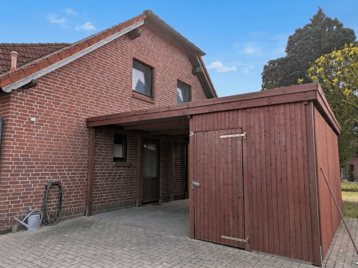 Prodej domu 170 m², pozemek 852 m², Neu Kaliß, Mecklenburg-Vorpommern Prodej domu 170 m², pozemek 852 m², Neu Kaliß, Mecklenburg-Vorpommern