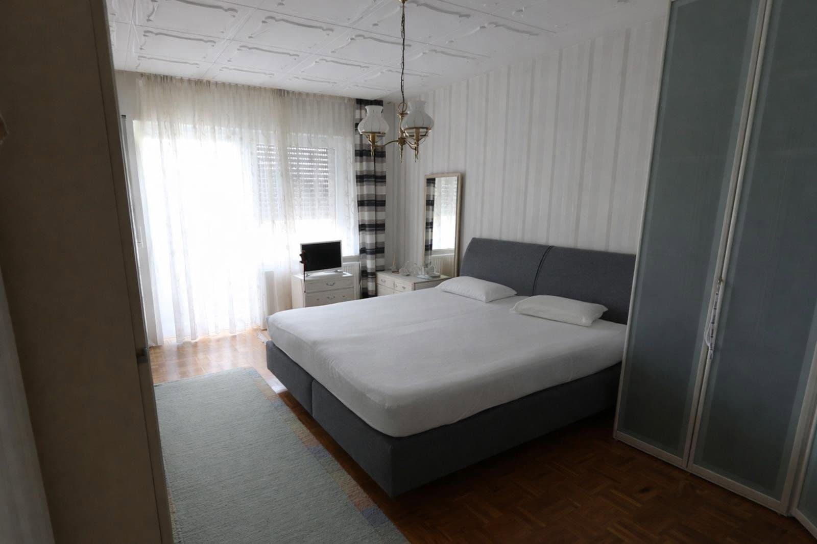 Prodej domu 160 m², pozemek 969 m², Burglengenfeld, Bavorsko Prodej domu 160 m², pozemek 969 m², Burglengenfeld, Bavorsko