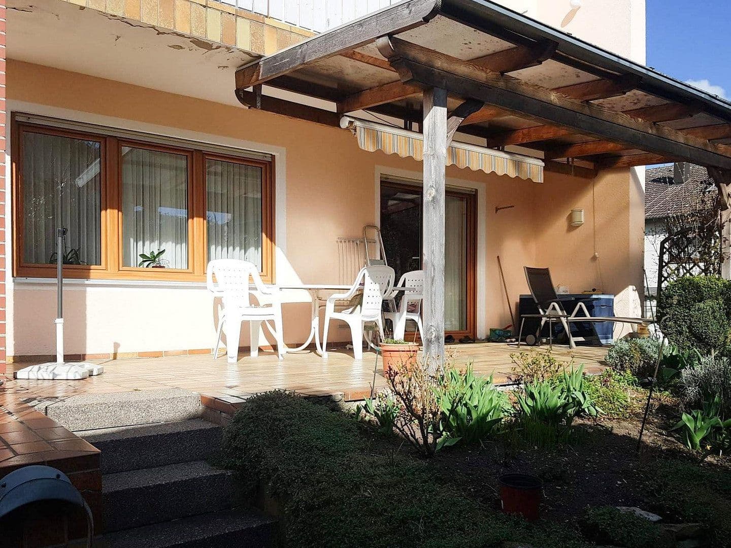 Prodej domu 160 m², pozemek 969 m², Burglengenfeld, Bavorsko Prodej domu 160 m², pozemek 969 m², Burglengenfeld, Bavorsko