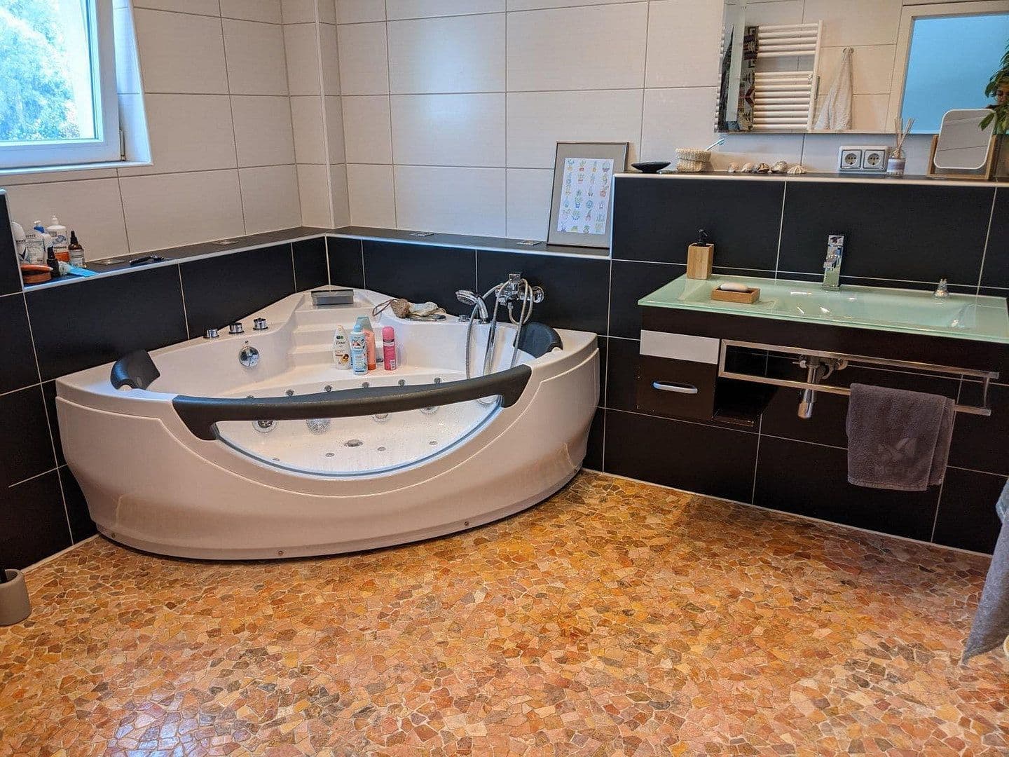 Pronájem bytu 4+1 112 m², Bochum, Severní Porýní-Vestfálsko Pronájem bytu 4+1 112 m², Bochum, Severní Porýní-Vestfálsko