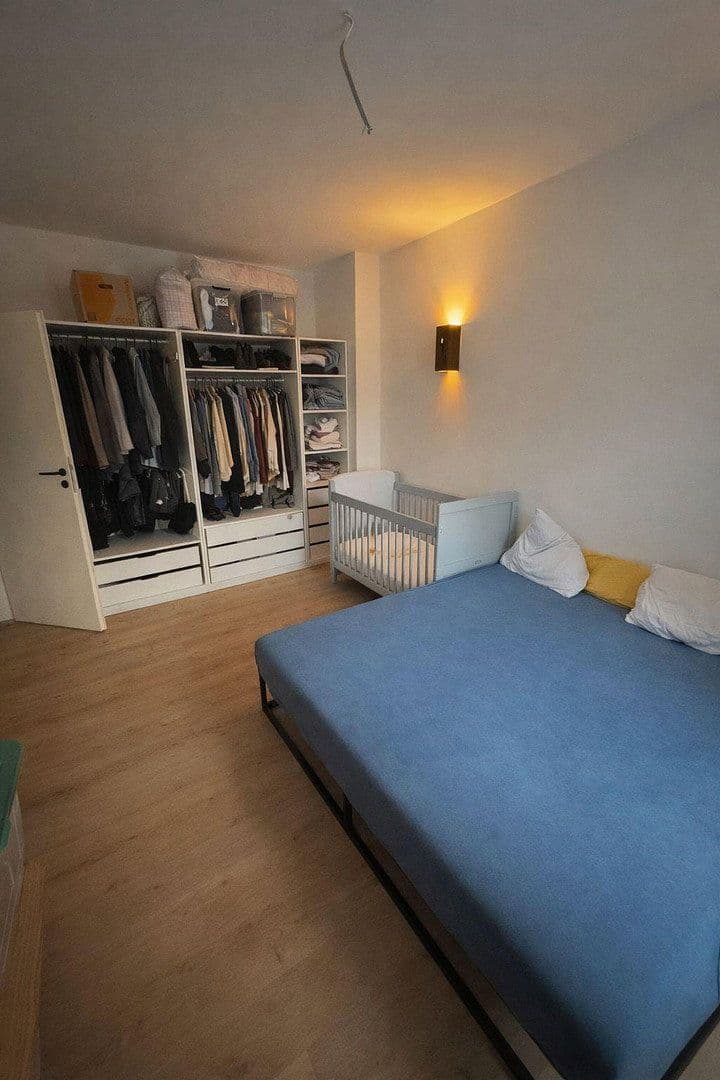 Pronájem bytu 4+1 112 m², Bochum, Severní Porýní-Vestfálsko Pronájem bytu 4+1 112 m², Bochum, Severní Porýní-Vestfálsko