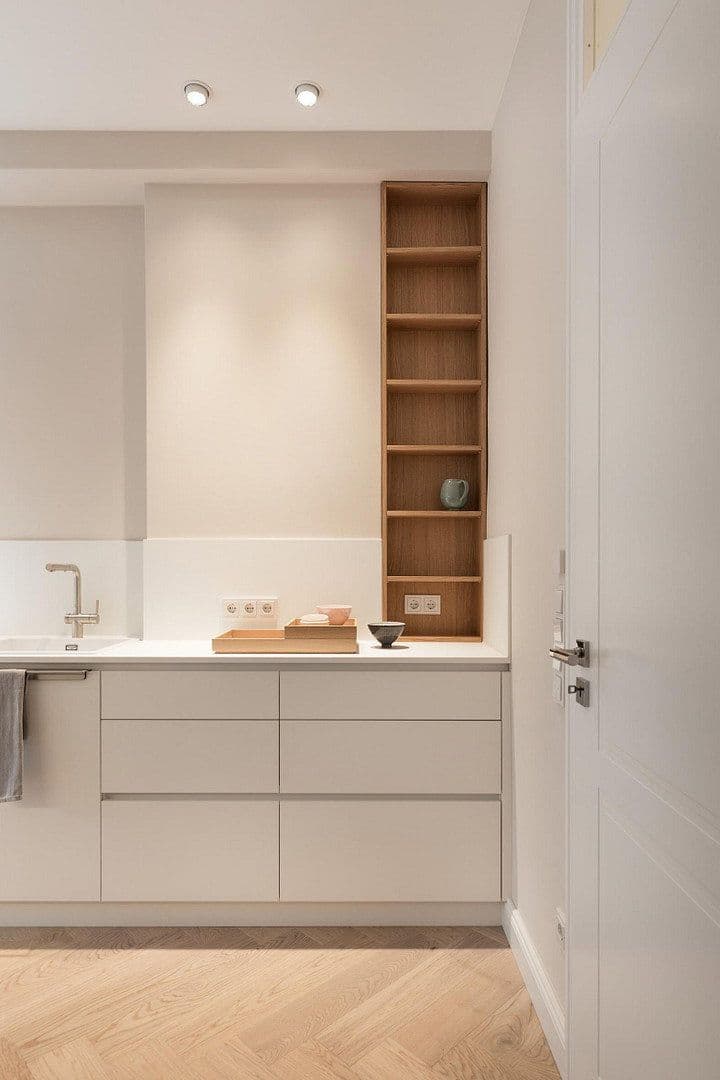 Pronájem bytu 4+1 104 m², Kennedydamm 7, Düsseldorf, Severní Porýní-Vestfálsko Pronájem bytu 4+1 104 m², Kennedydamm 7, Düsseldorf, Severní Porýní-Vestfálsko