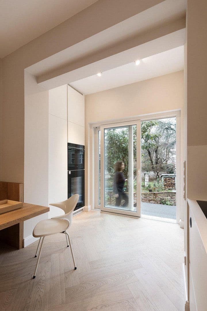 Pronájem bytu 4+1 104 m², Kennedydamm 7, Düsseldorf, Severní Porýní-Vestfálsko Pronájem bytu 4+1 104 m², Kennedydamm 7, Düsseldorf, Severní Porýní-Vestfálsko