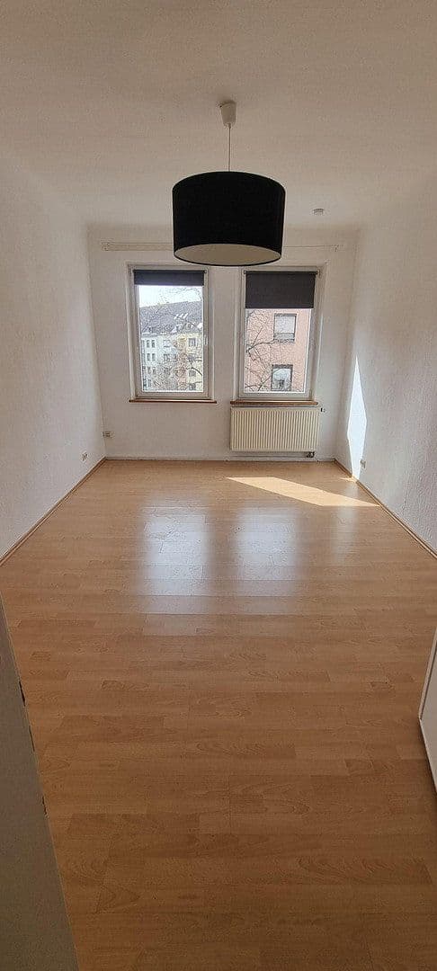 Pronájem bytu 2+1 64 m², Mathildenstraße 24, Nürnberg, Bavorsko Pronájem bytu 2+1 64 m², Mathildenstraße 24, Nürnberg, Bavorsko