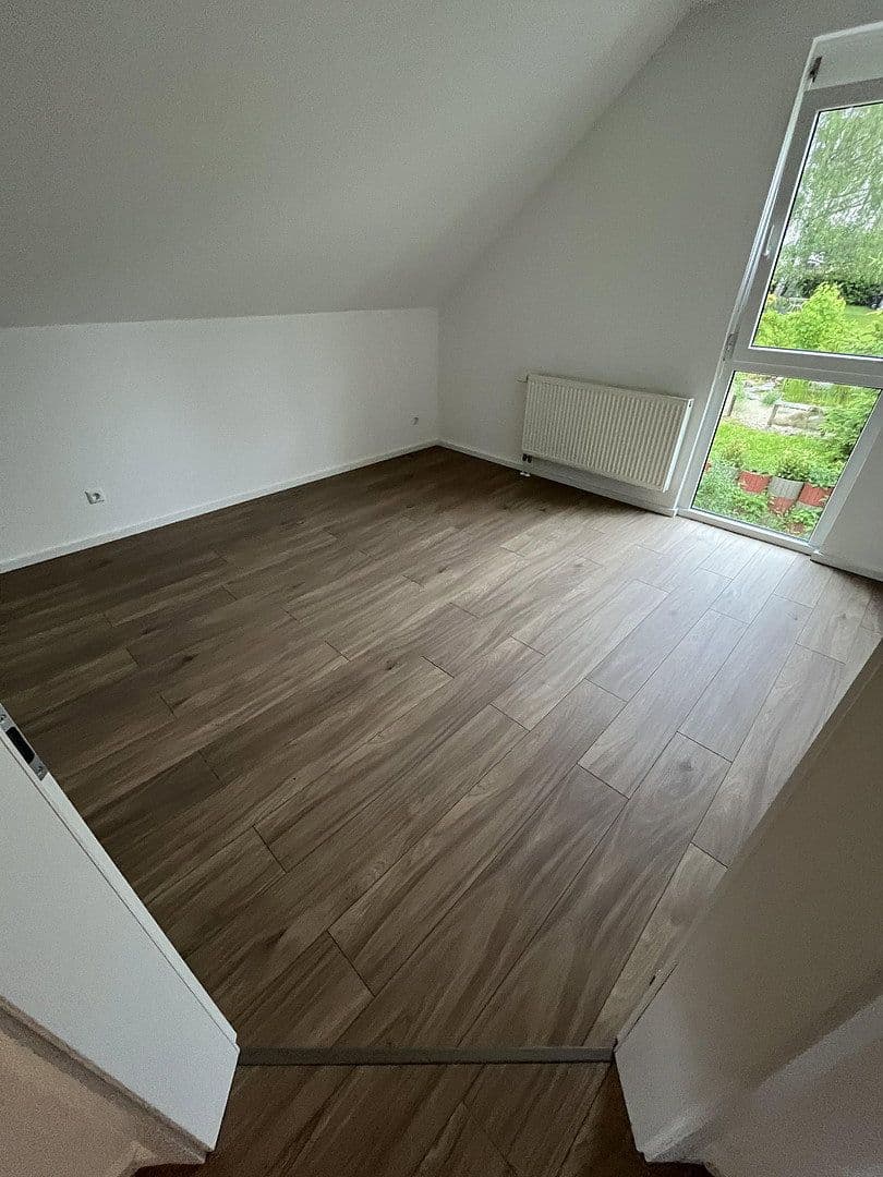 Prodej domu 130 m², pozemek 397 m², Deißlingen, Bádensko-Württembersko Prodej domu 130 m², pozemek 397 m², Deißlingen, Bádensko-Württembersko