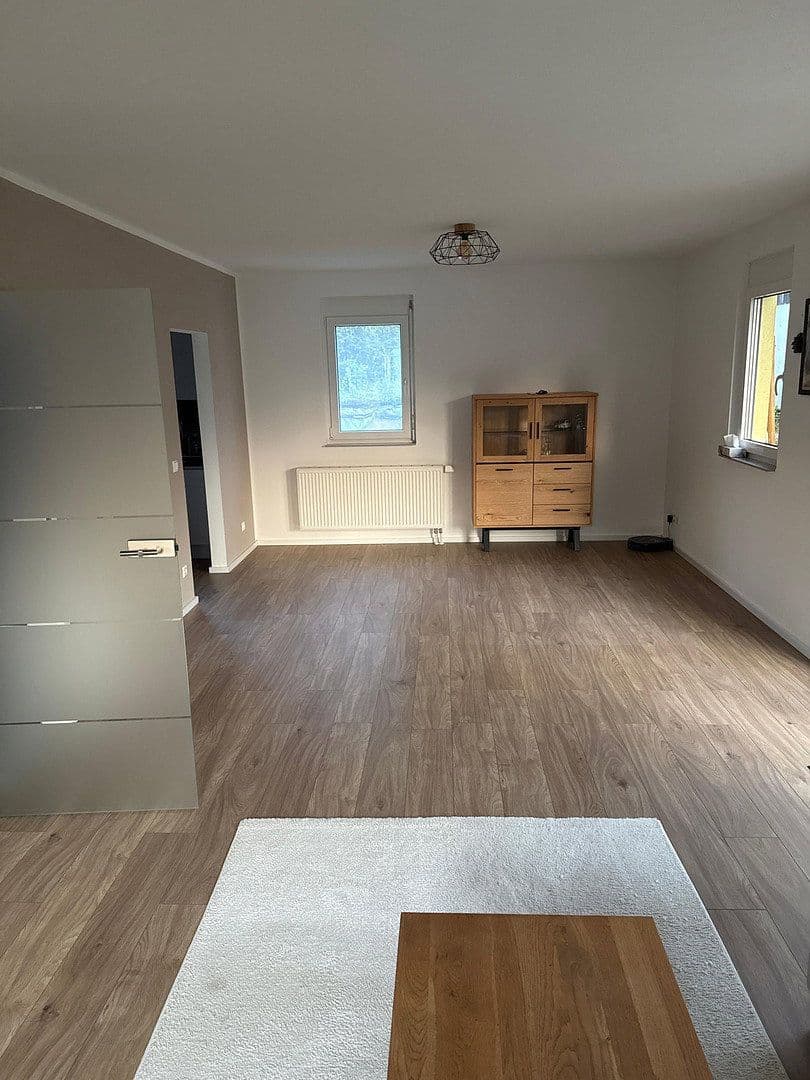 Prodej domu 130 m², pozemek 397 m², Deißlingen, Bádensko-Württembersko Prodej domu 130 m², pozemek 397 m², Deißlingen, Bádensko-Württembersko
