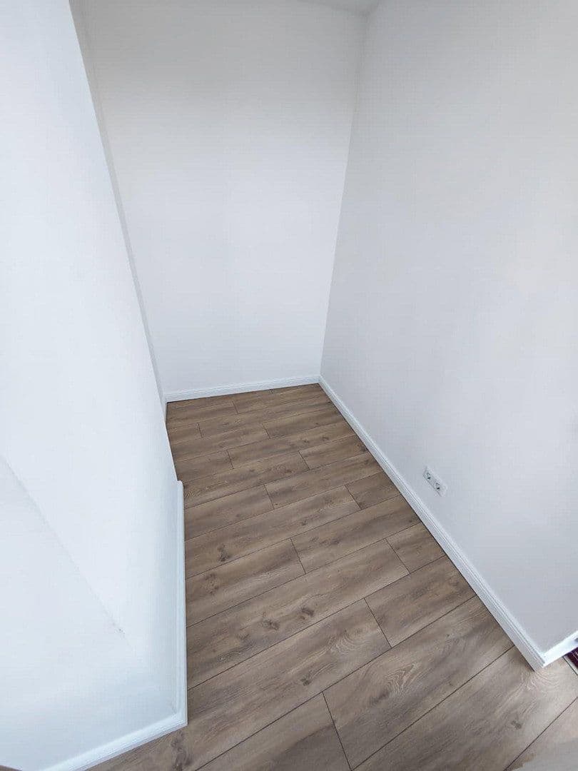 Prodej bytu 2+1 75 m², Bremen, Bremen Prodej bytu 2+1 75 m², Bremen, Bremen