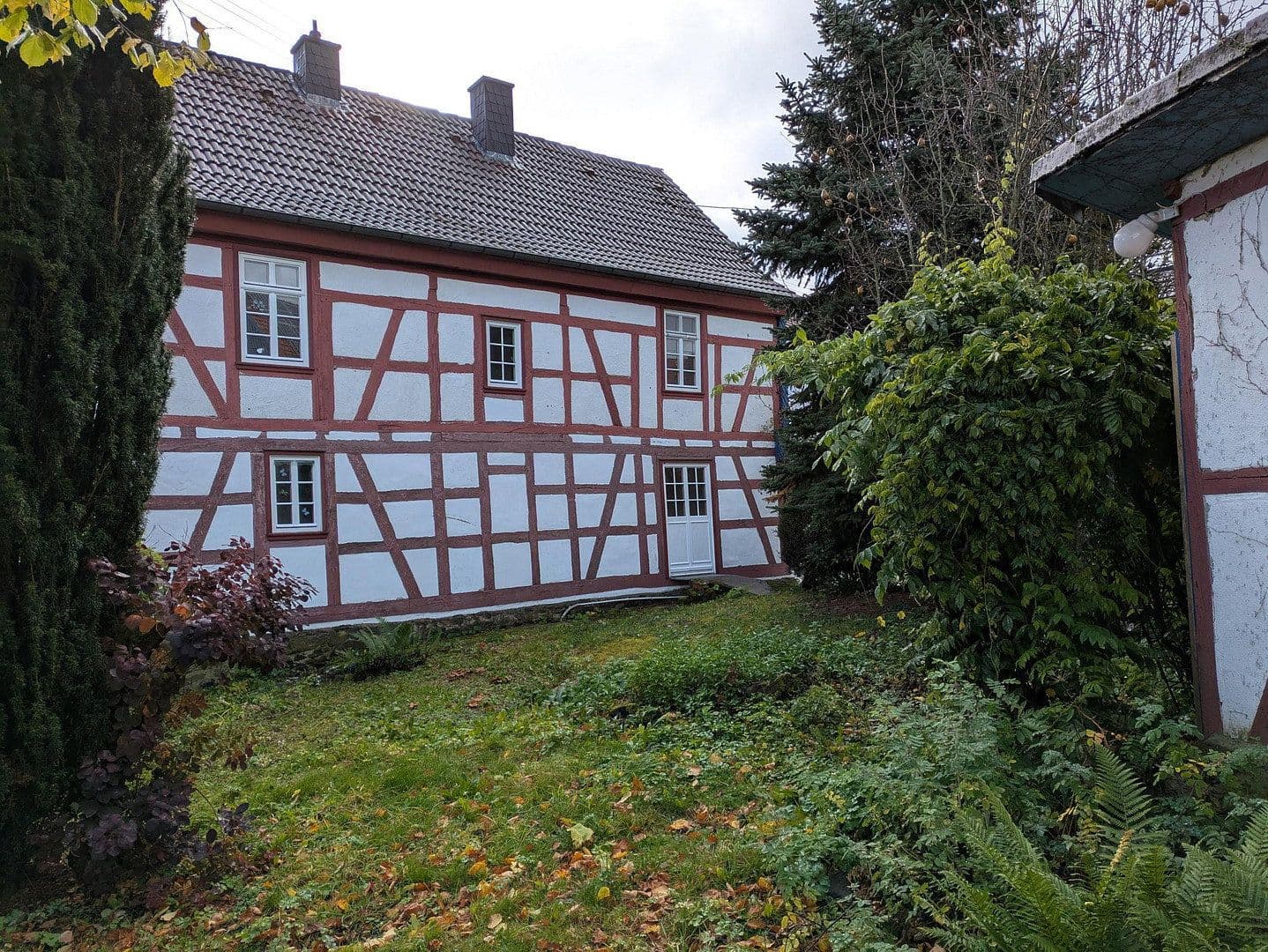 Prodej domu 170 m², pozemek 345 m², Brachttal, Hessen Prodej domu 170 m², pozemek 345 m², Brachttal, Hessen