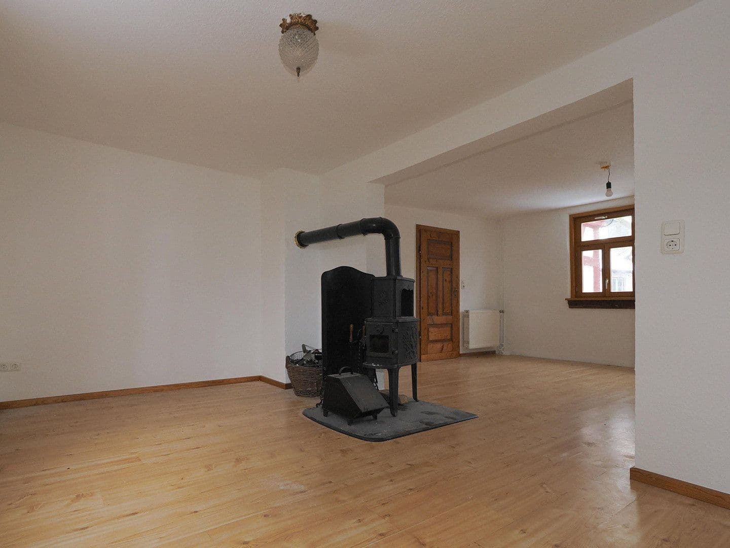 Prodej domu 170 m², pozemek 345 m², Brachttal, Hessen Prodej domu 170 m², pozemek 345 m², Brachttal, Hessen