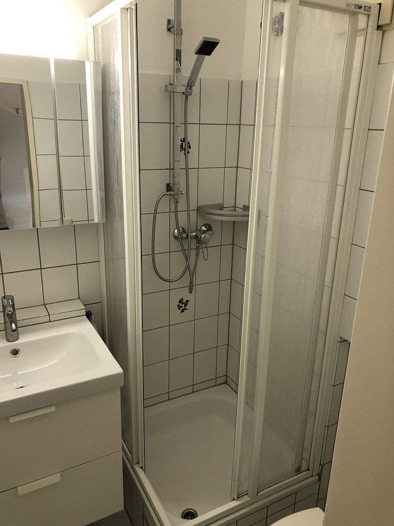 Pronájem bytu 1+1 19 m², Hannover, Dolní Sasko Pronájem bytu 1+1 19 m², Hannover, Dolní Sasko