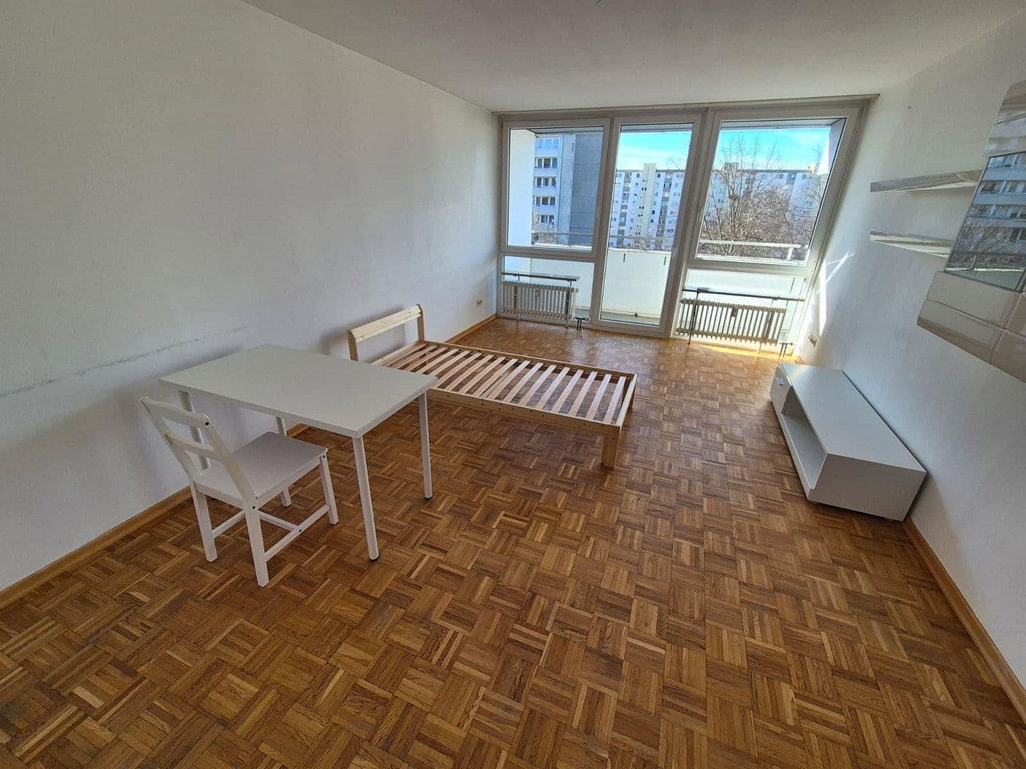 Pronájem bytu 15 m², Adenauerstraße 5, Puchheim, Bavorsko Pronájem bytu 15 m², Adenauerstraße 5, Puchheim, Bavorsko
