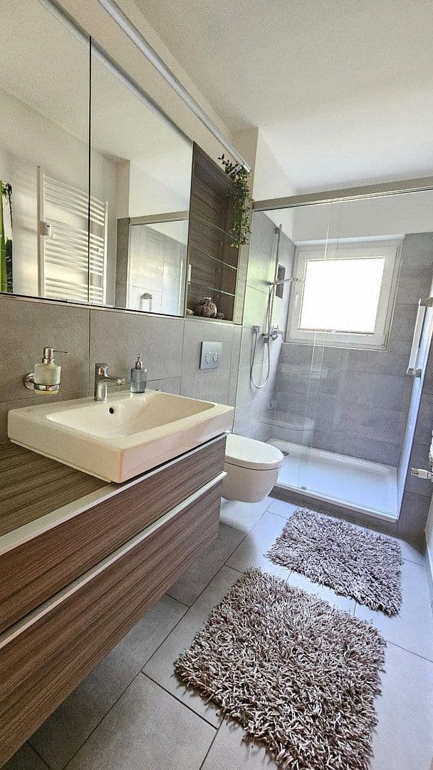 Pronájem bytu 2+1 68 m², Berlin, Berlín Pronájem bytu 2+1 68 m², Berlin, Berlín