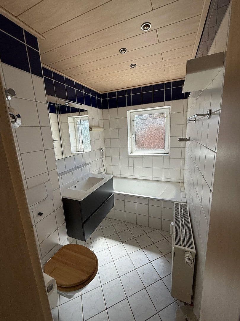 Pronájem bytu 3+1 75 m², Am Rauschenweg 38, Kaiserslautern, Porýní-Falc Pronájem bytu 3+1 75 m², Am Rauschenweg 38, Kaiserslautern, Porýní-Falc