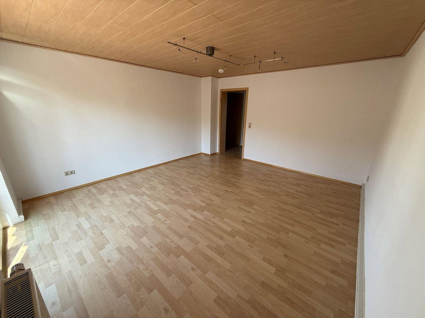 Pronájem bytu 3+1 75 m², Am Rauschenweg 38, Kaiserslautern, Porýní-Falc Pronájem bytu 3+1 75 m², Am Rauschenweg 38, Kaiserslautern, Porýní-Falc