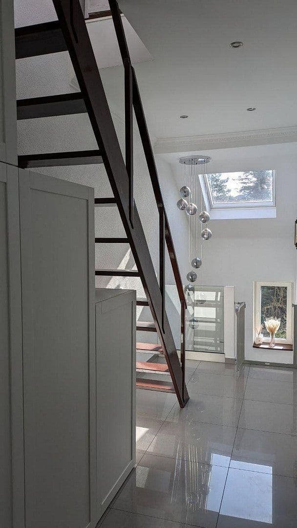 Prodej domu 165 m², pozemek 820 m², Essen, Severní Porýní-Vestfálsko Prodej domu 165 m², pozemek 820 m², Essen, Severní Porýní-Vestfálsko