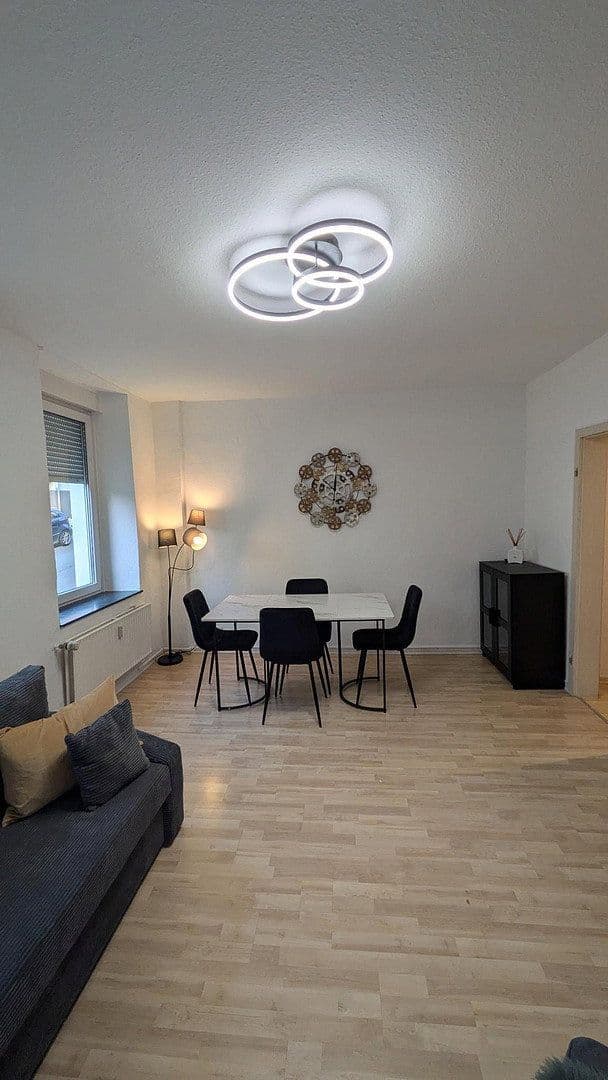 Prodej domu 165 m², pozemek 820 m², Essen, Severní Porýní-Vestfálsko Prodej domu 165 m², pozemek 820 m², Essen, Severní Porýní-Vestfálsko