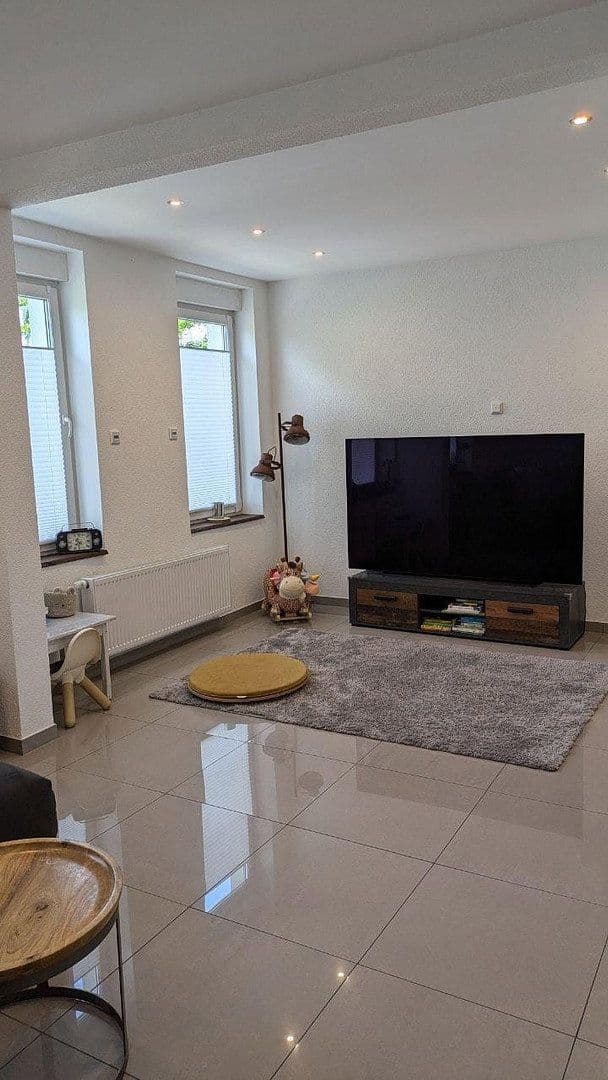 Prodej domu 165 m², pozemek 820 m², Essen, Severní Porýní-Vestfálsko Prodej domu 165 m², pozemek 820 m², Essen, Severní Porýní-Vestfálsko