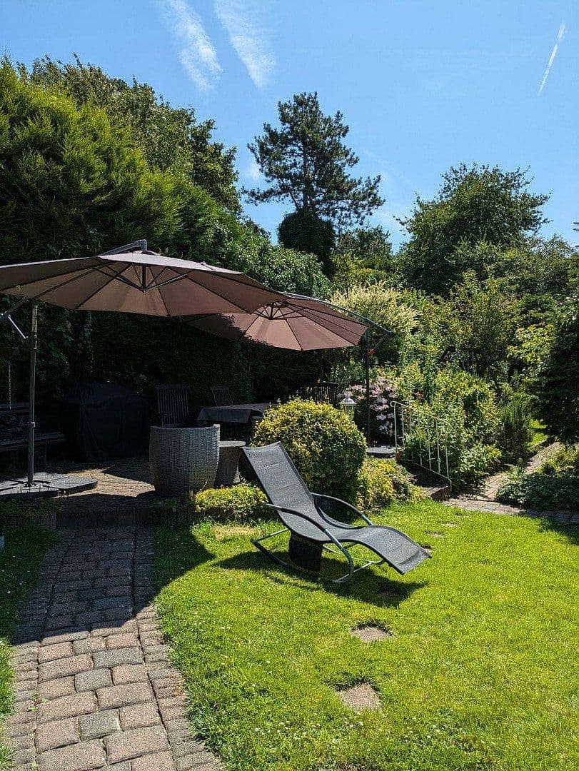 Prodej domu 165 m², pozemek 820 m², Essen, Severní Porýní-Vestfálsko Prodej domu 165 m², pozemek 820 m², Essen, Severní Porýní-Vestfálsko