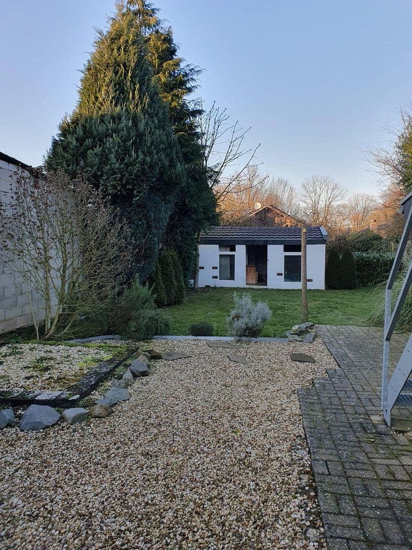 Prodej domu 120 m², pozemek 470 m², Hauptstr. 80, Niederkrüchten, Severní Porýní-Vestfálsko Prodej domu 120 m², pozemek 470 m², Hauptstr. 80, Niederkrüchten, Severní Porýní-Vestfálsko