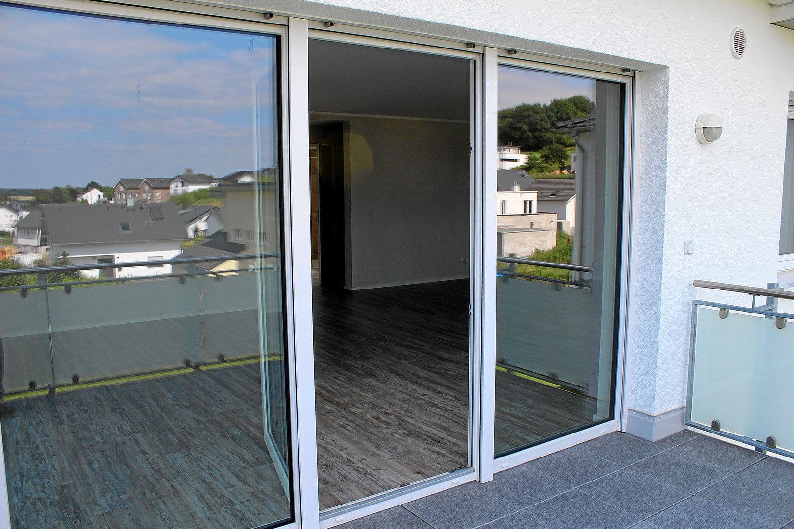 Pronájem bytu 3+1 94 m², Domblick 61, Königswinter, Severní Porýní-Vestfálsko Pronájem bytu 3+1 94 m², Domblick 61, Königswinter, Severní Porýní-Vestfálsko