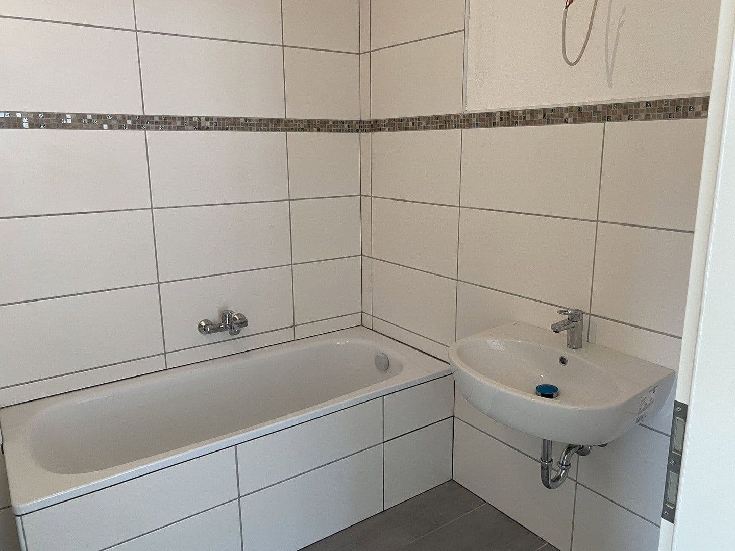 Pronájem bytu 3+kk 85 m², Winnenden, Bádensko-Württembersko Pronájem bytu 3+kk 85 m², Winnenden, Bádensko-Württembersko