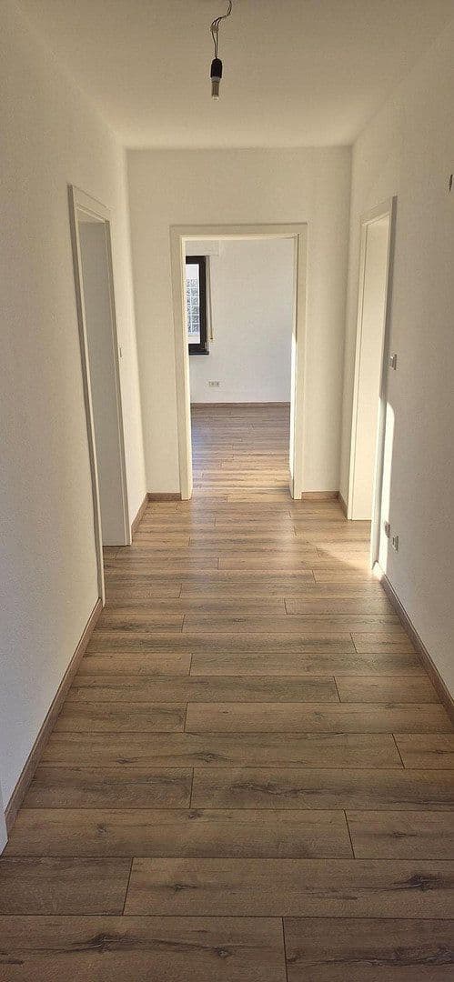 Pronájem bytu 4+kk 116 m², Schubertstrasse, Dreieich, Hessen Pronájem bytu 4+kk 116 m², Schubertstrasse, Dreieich, Hessen