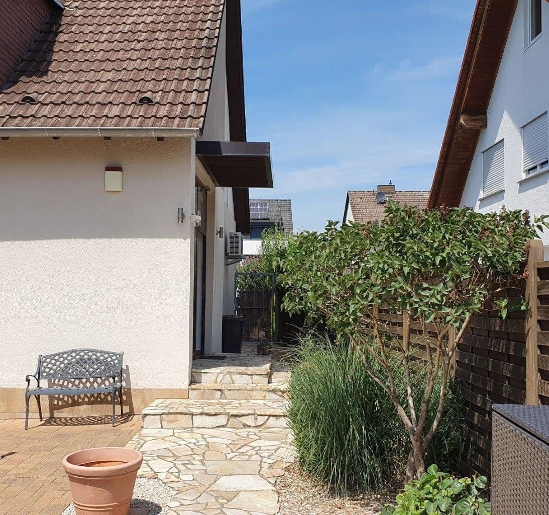 Pronájem bytu 4+kk 116 m², Schubertstrasse, Dreieich, Hessen Pronájem bytu 4+kk 116 m², Schubertstrasse, Dreieich, Hessen