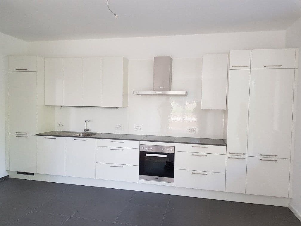 Pronájem bytu 2+1 89 m², Alt-Stralau 44B, Berlin, Berlín Pronájem bytu 2+1 89 m², Alt-Stralau 44B, Berlin, Berlín