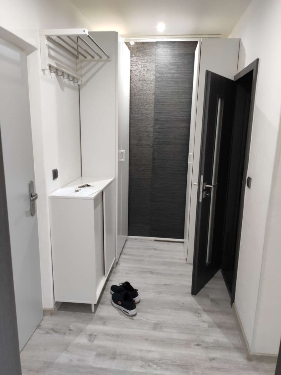 Pronájem bytu 1+1 46 m², J. Opletala, Frýdek-Místek, Moravskoslezský kraj Pronájem bytu 1+1 46 m², J. Opletala, Frýdek-Místek, Moravskoslezský kraj